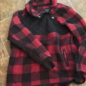 Abercrombie & Fitch Red and Black Plaid Fleece
